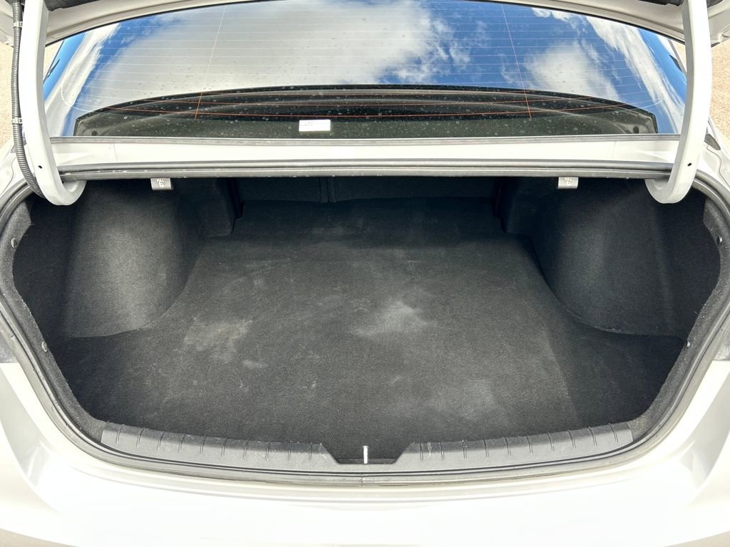 Used 2023 Kia K5 GT-Line w/ GT-Line Premium Package image 5