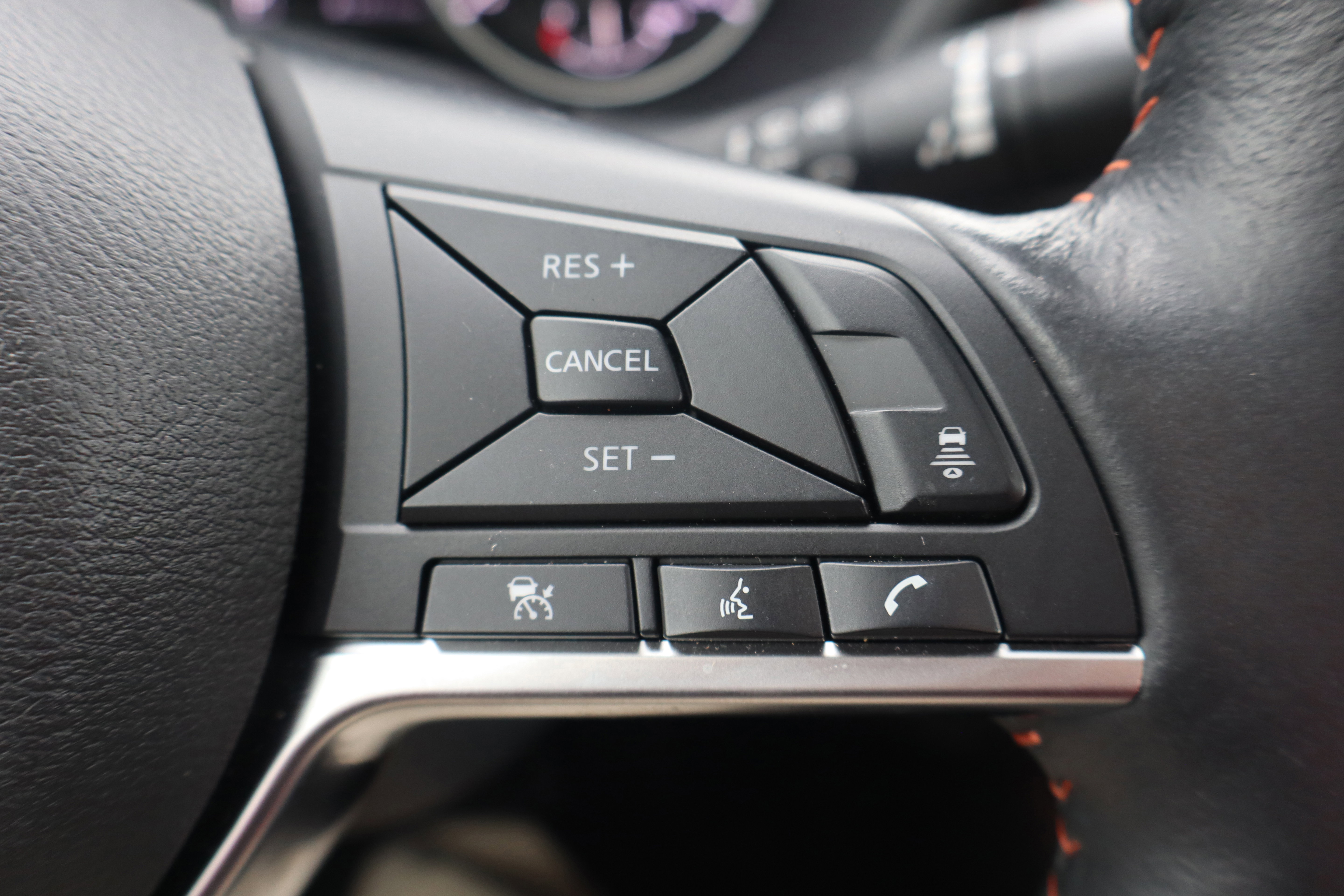 Used 2024 Nissan Sentra SR w/ SR Premium Package image 16