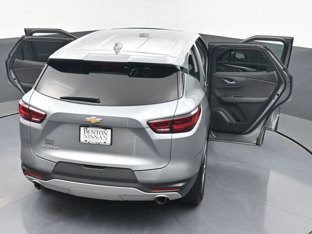 Used 2025 Chevrolet Blazer LT FWD image 46