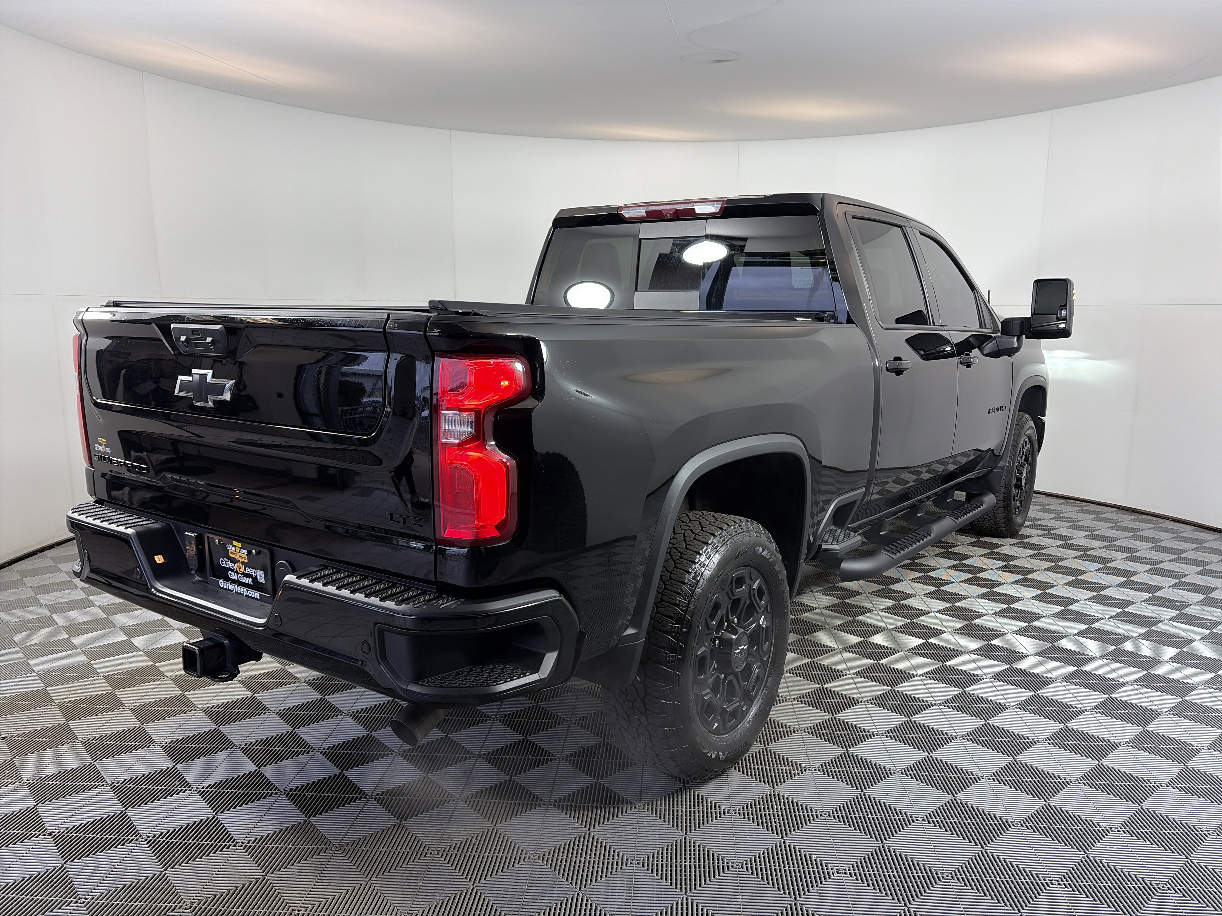 Certified 2024 Chevrolet Silverado 2500 LTZ w/ LTZ Plus Package image 10