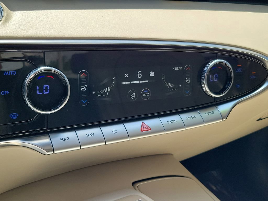 Certified 2023 Genesis GV70 2.5T w/ Select Package image 31