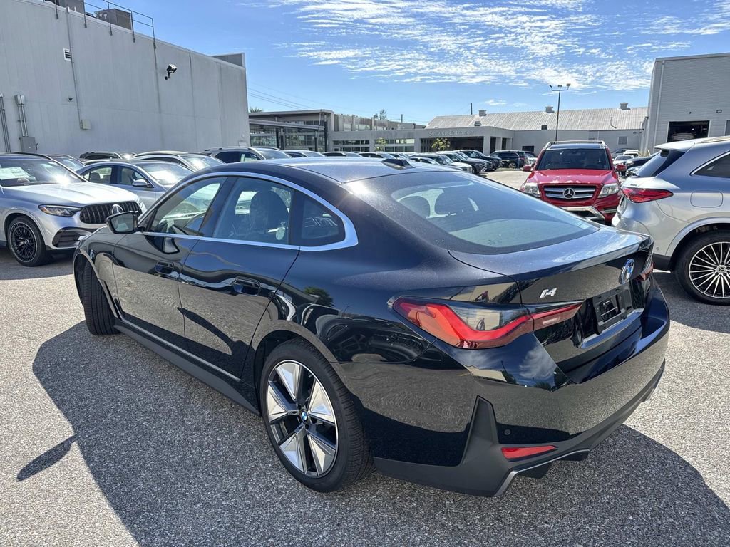 Used 2025 BMW i4 xDrive40i image 5