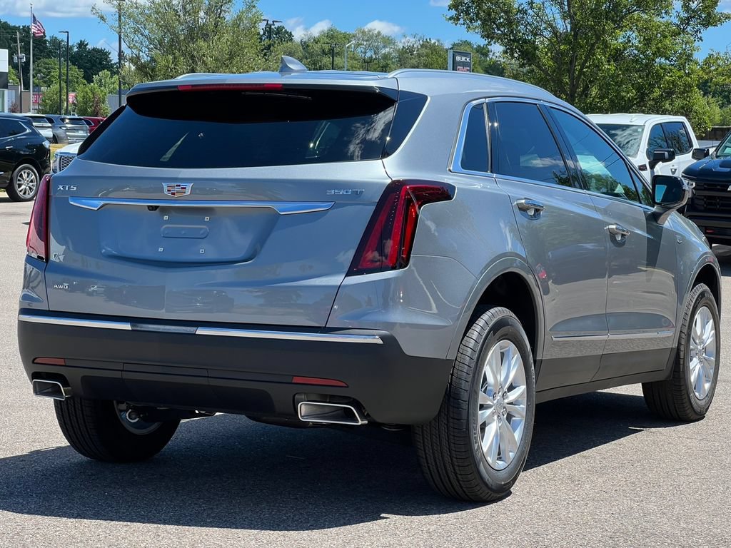New 2026 Cadillac XT5 Luxury w/ LPO, Floor Liner Package AWD/4WD image 45
