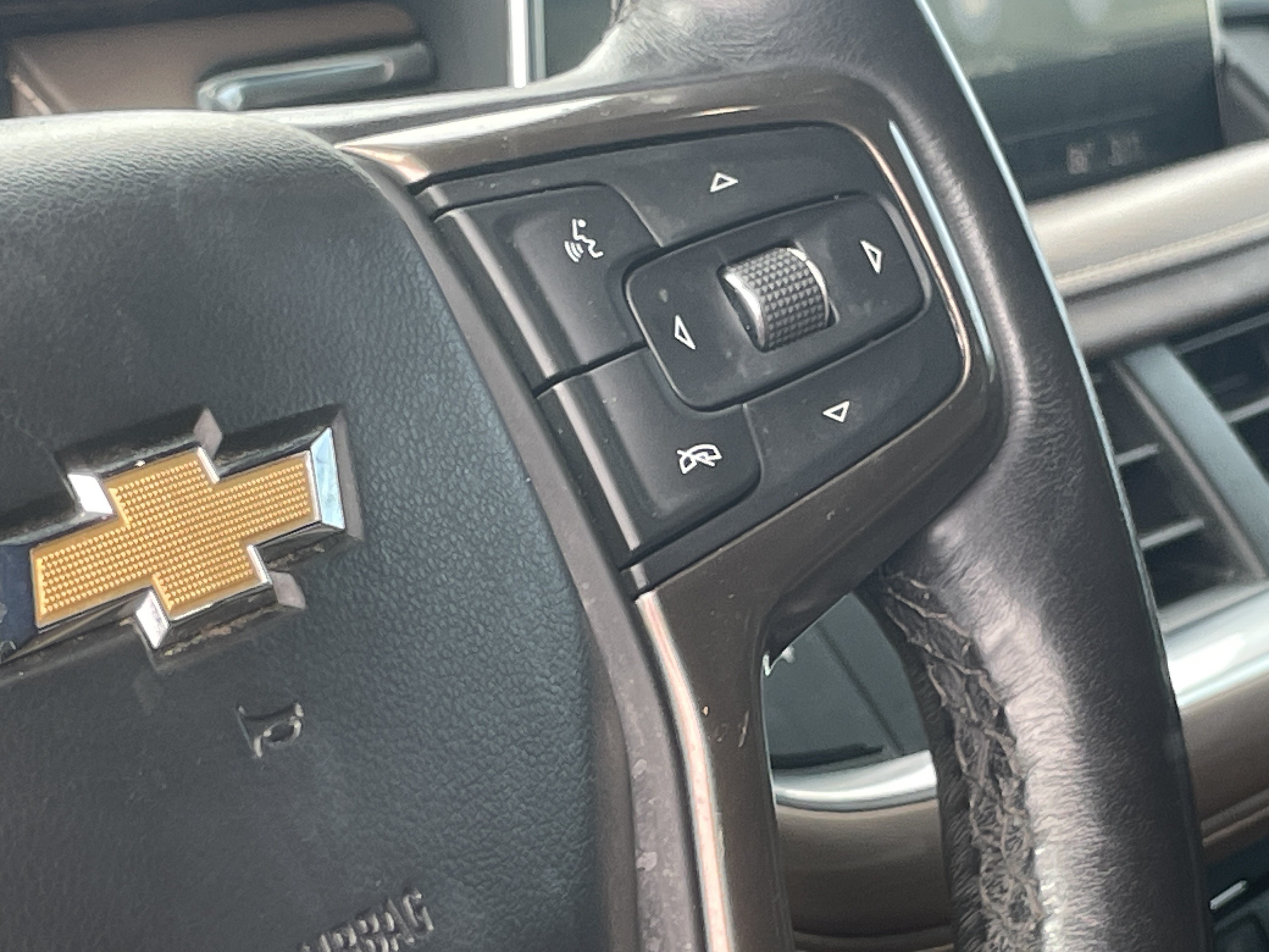Used 2021 Chevrolet Tahoe High Country w/ Premium Package AWD/4WD image 20