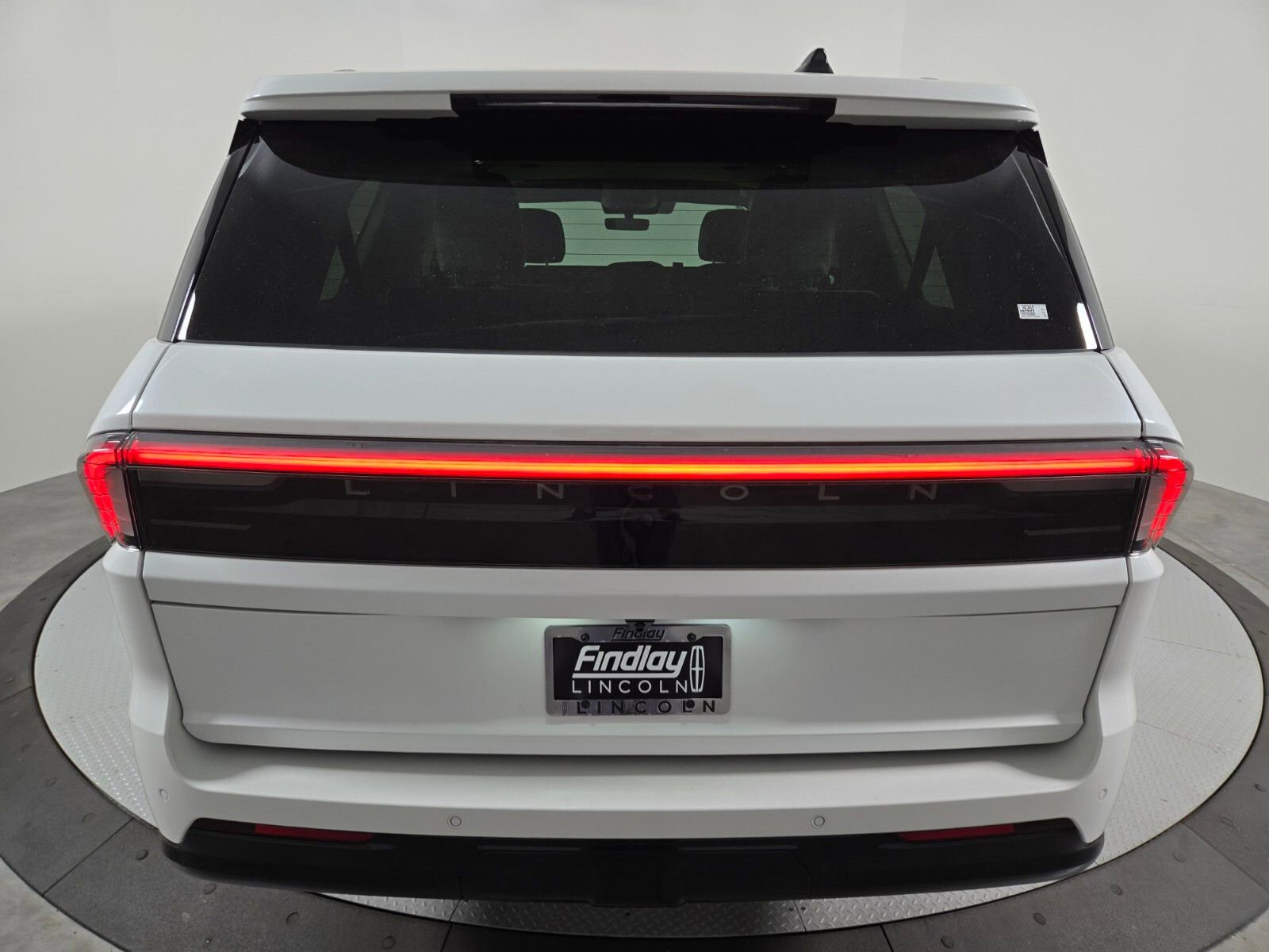 New 2026 Lincoln Navigator L Premier image 5