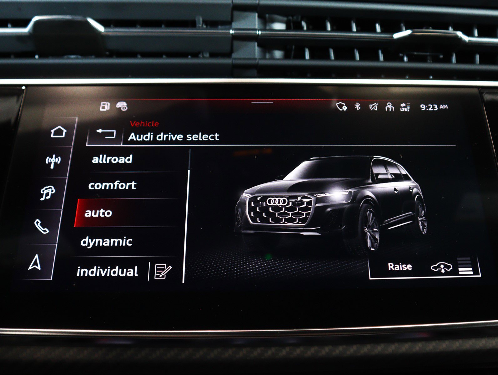 New 2026 Audi Q7 3.0T Prestige image 24