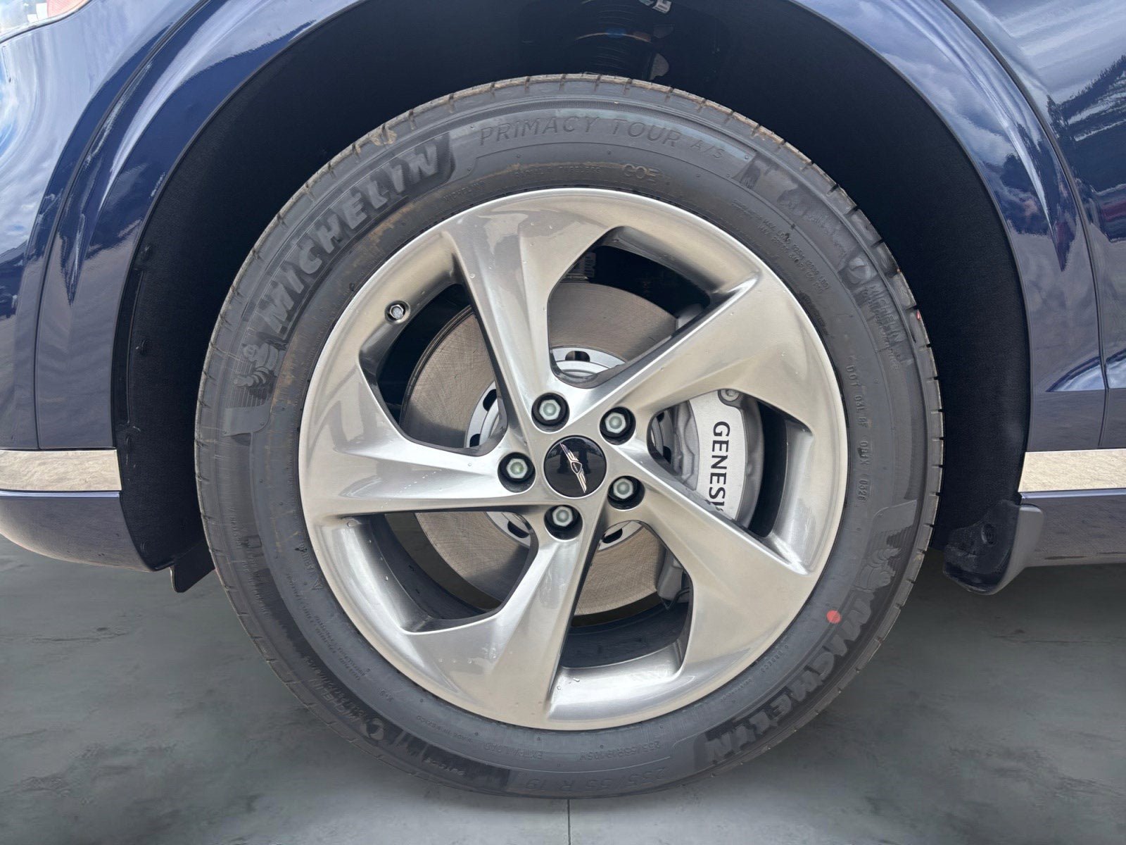 New 2026 Genesis GV70 2.5T AWD/4WD image 14