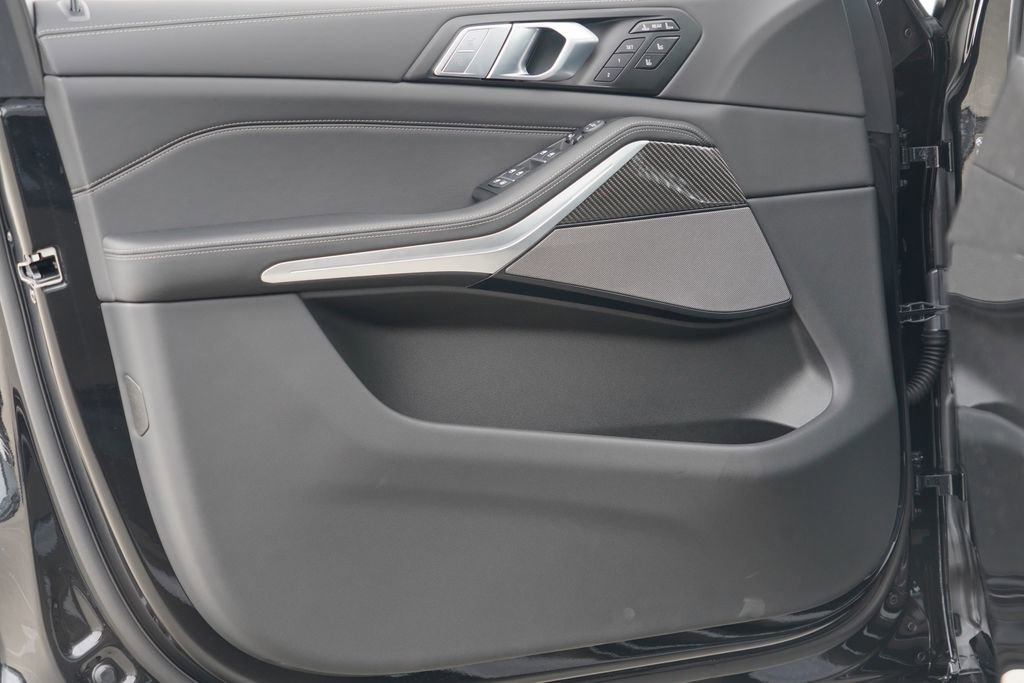 New 2027 BMW X7 M60i AWD/4WD image 8