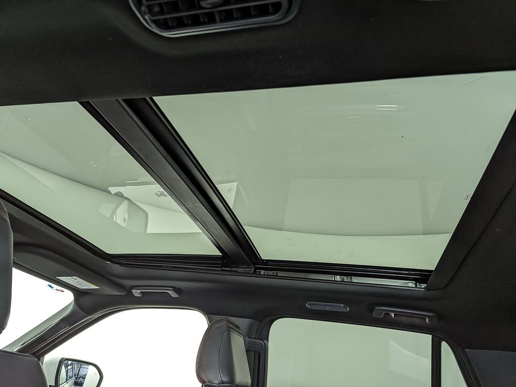 Used 2023 Ford Expedition Max Limited image 12