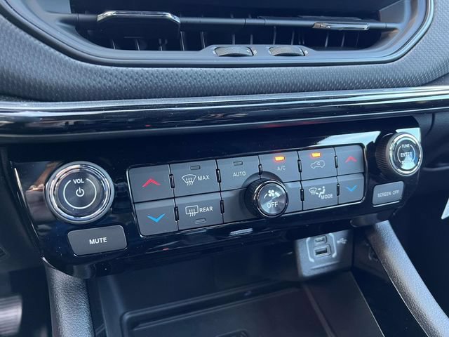 New 2026 Jeep Compass Latitude w/ Quick Order Package 29K AWD/4WD image 20