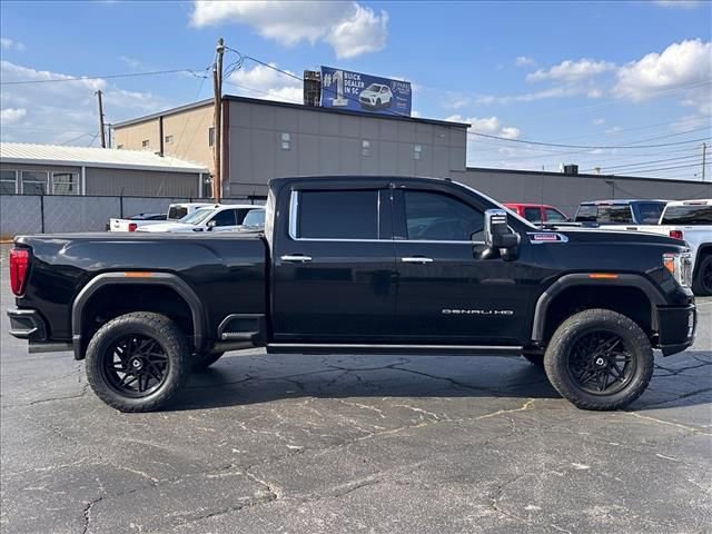 Used 2021 GMC Sierra 2500 Denali w/ Denali Black Diamond Edition image 12