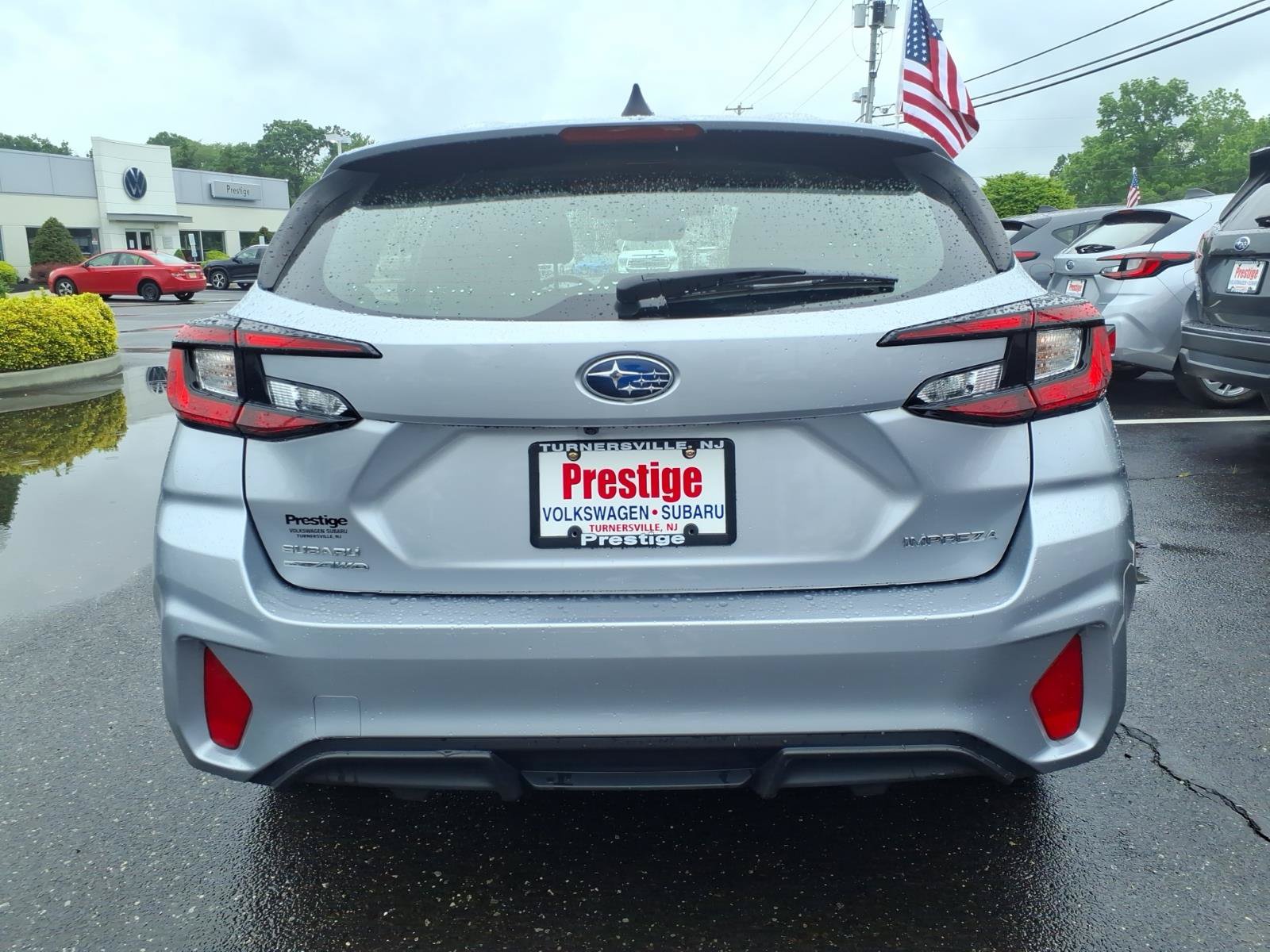 Used 2024 Subaru Impreza 2.0i AWD/4WD image 3
