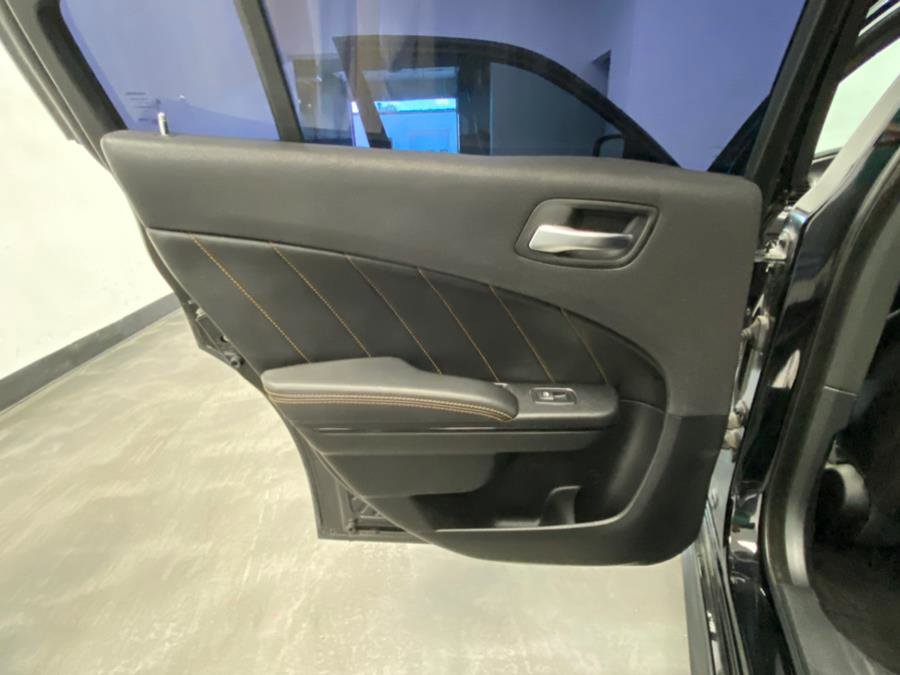 Used 2017 Dodge Charger R/T image 42