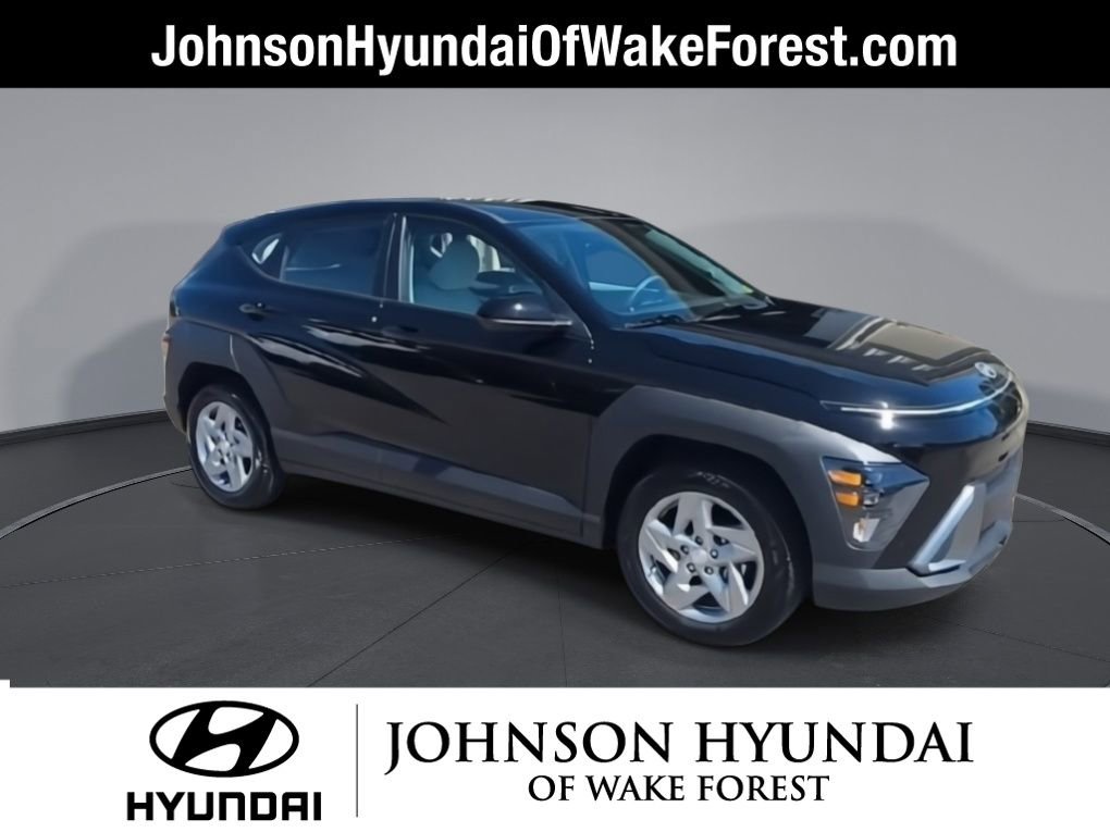 Certified 2026 Hyundai Kona SE image 2