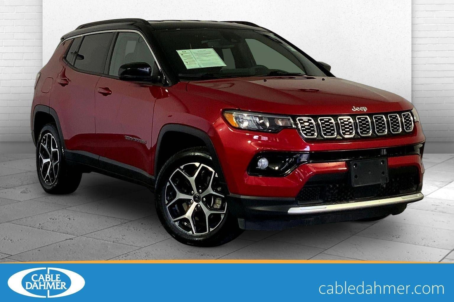 Used 2025 Jeep Compass Limited AWD/4WD image 1