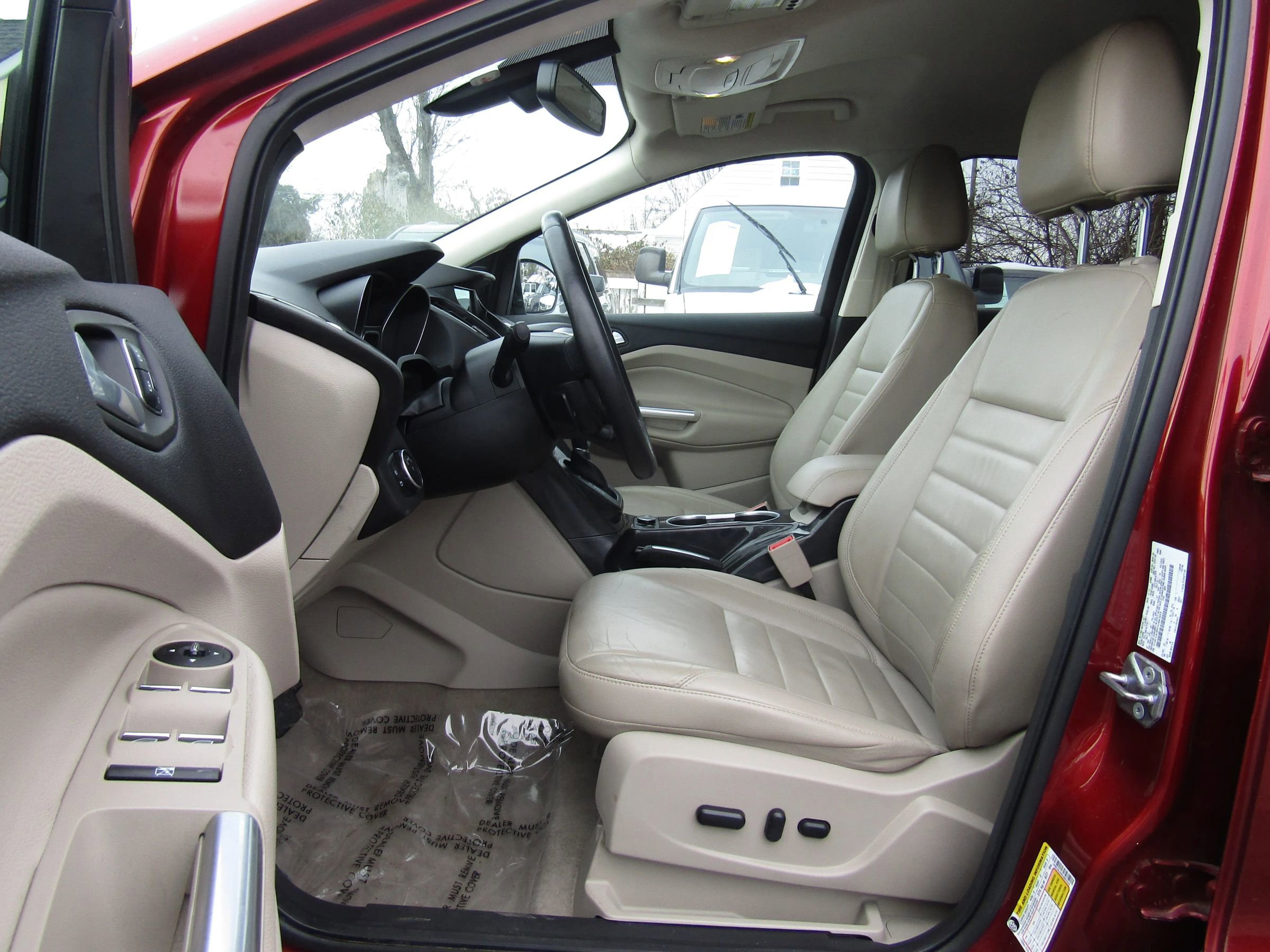 Used 2016 Ford Escape Titanium image 18