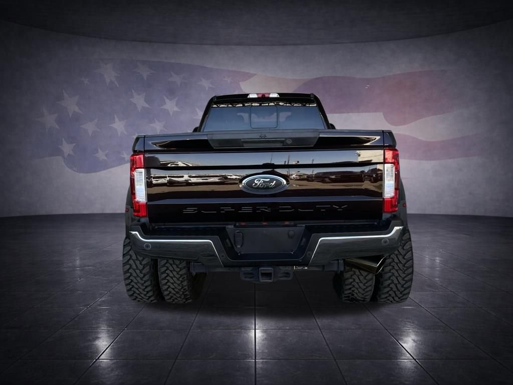 Used 2018 Ford F350 Lariat w/ Lariat Ultimate Package image 4