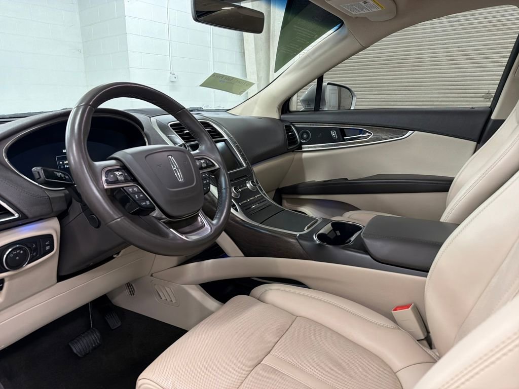 Used 2019 Lincoln Nautilus Reserve image 6