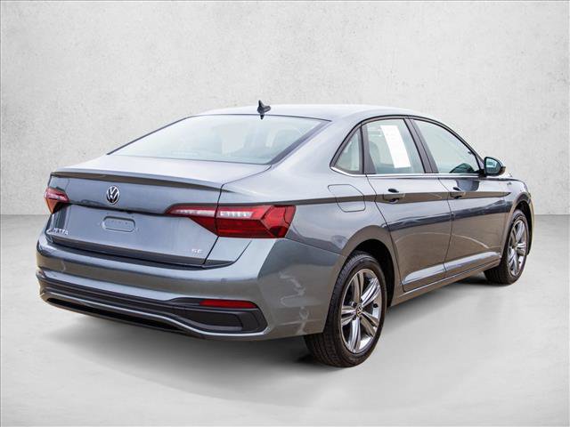 Used 2024 Volkswagen Jetta SE FWD image 5