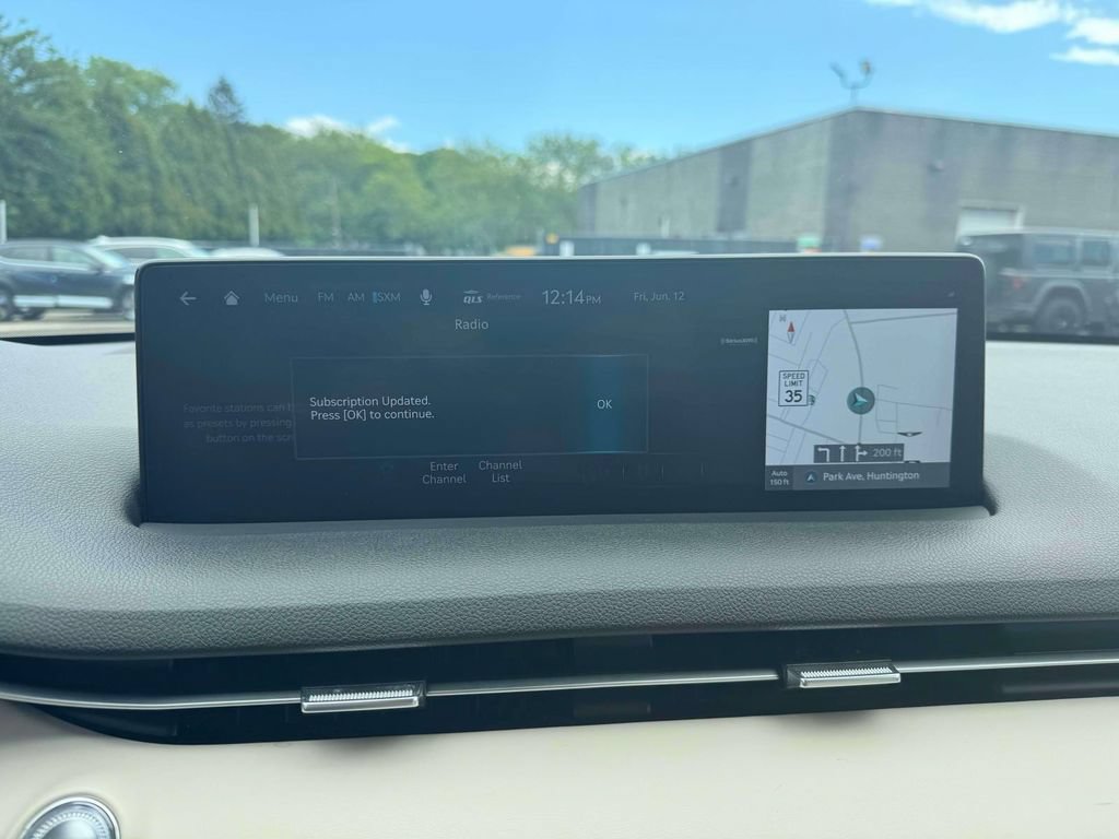 Certified 2023 Genesis GV70 2.5T w/ Advanced Package AWD/4WD image 27