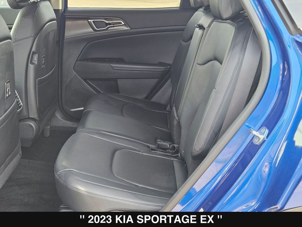Used 2023 Kia Sportage EX image 17