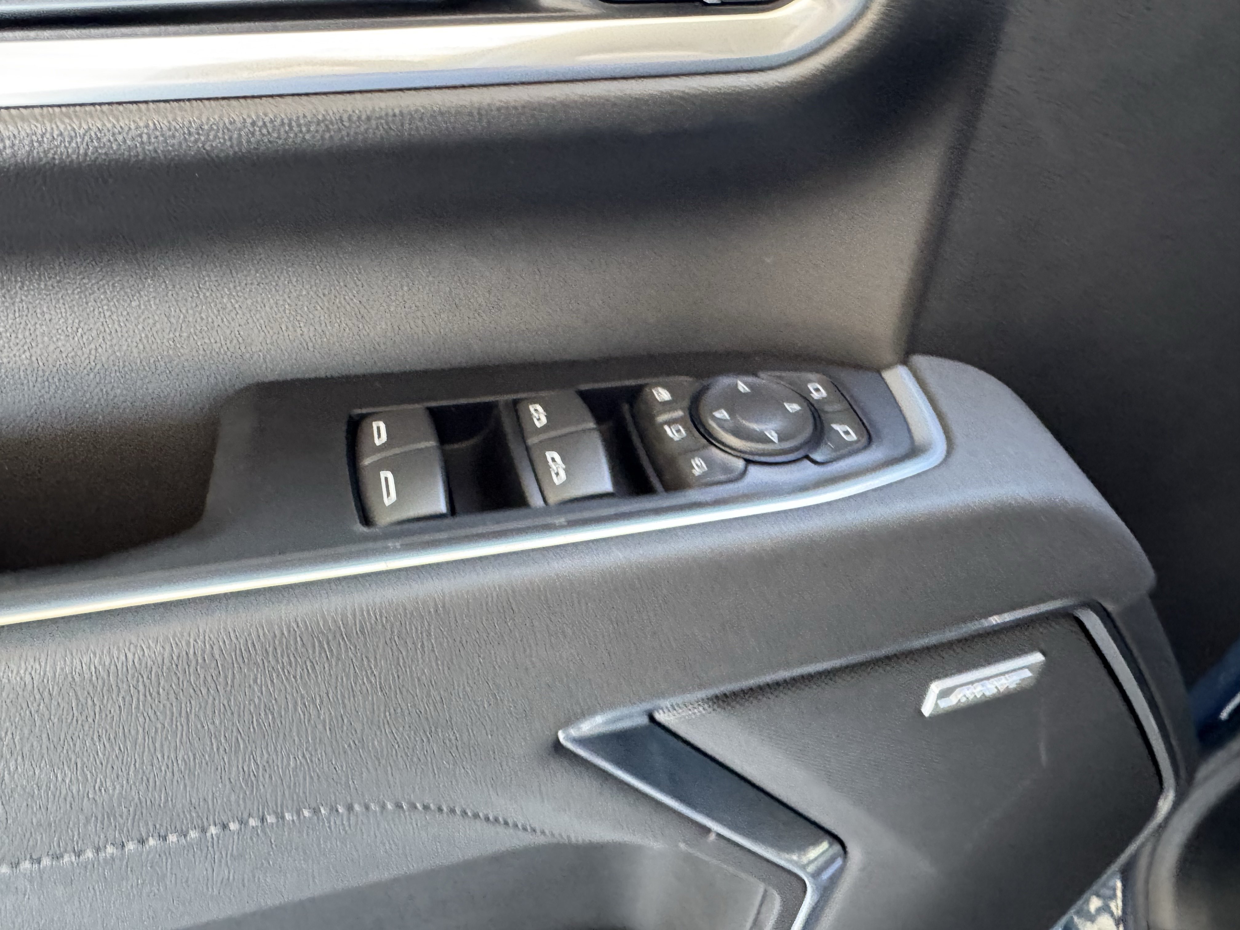 New 2026 Chevrolet Silverado 2500 LTZ w/ LTZ Plus Package AWD/4WD image 11