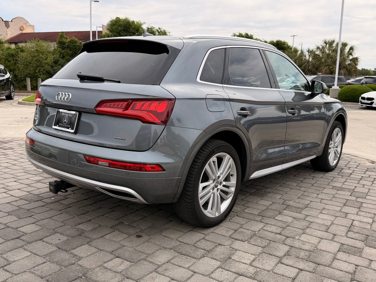 Used 2020 Audi Q5 2.0T Premium Plus w/ Premium Plus Package AWD/4WD image 9