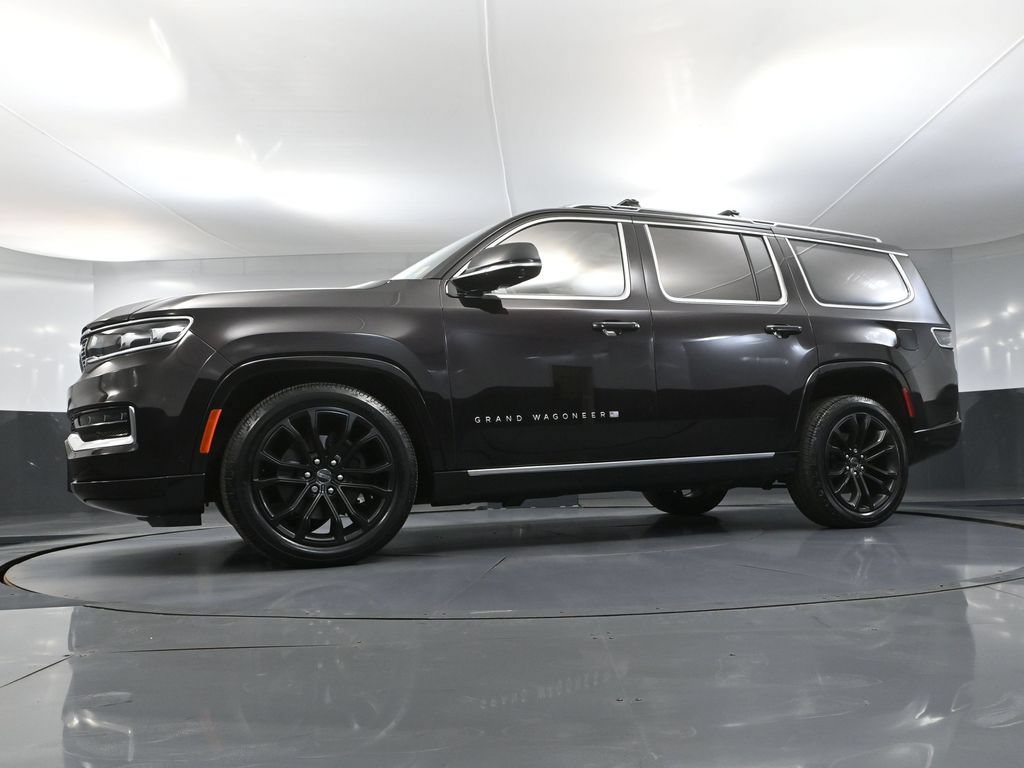 Used 2023 Jeep Grand Wagoneer Series III AWD/4WD image 60