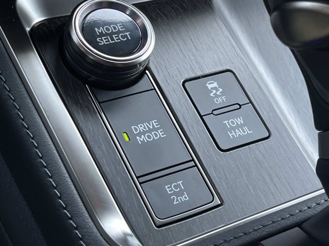 Certified 2026 Lexus GX 550 w/ Accessory Package (ZB) AWD/4WD image 41