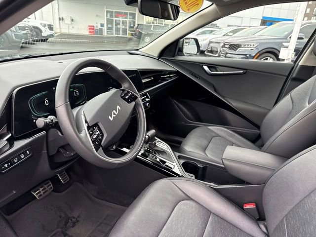 Certified 2023 Kia Niro SX Touring FWD image 16