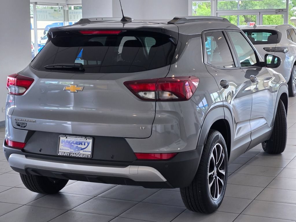 Certified 2026 Chevrolet TrailBlazer LT w/ Convenience Package FWD image 9