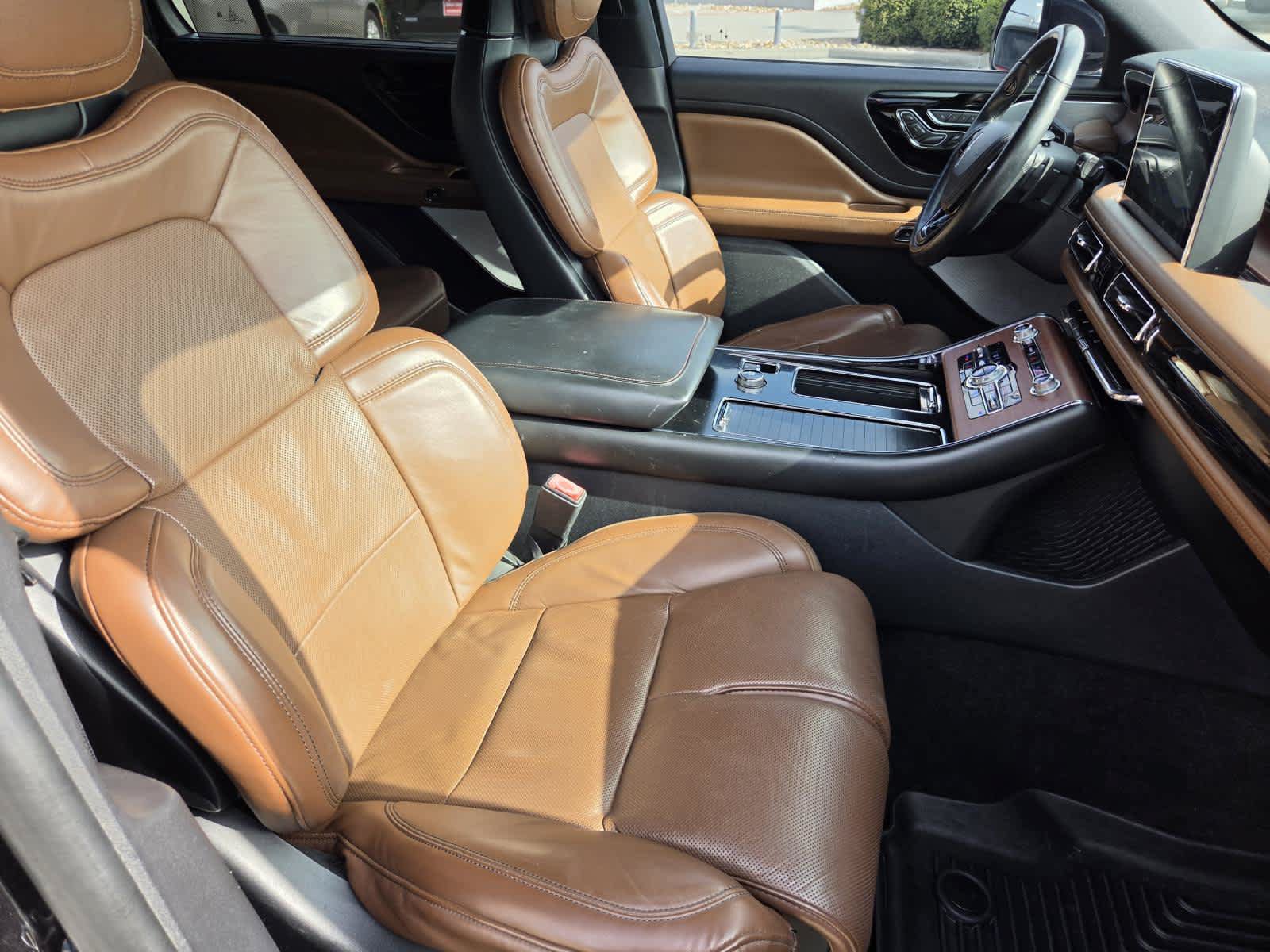 Used 2020 Lincoln Aviator Reserve w/ Equipment Group 202A AWD/4WD image 10