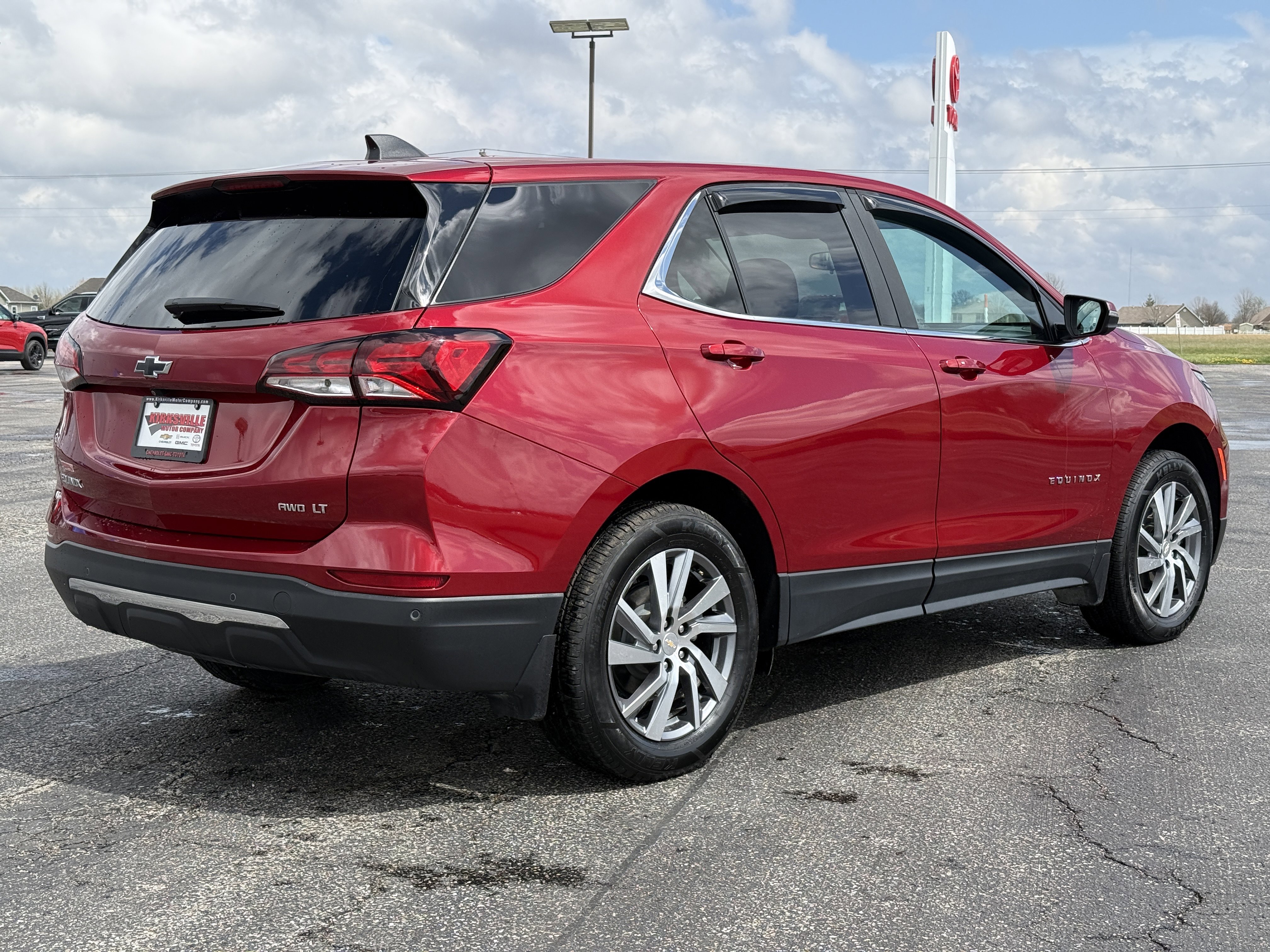 Used 2024 Chevrolet Equinox LT image 6