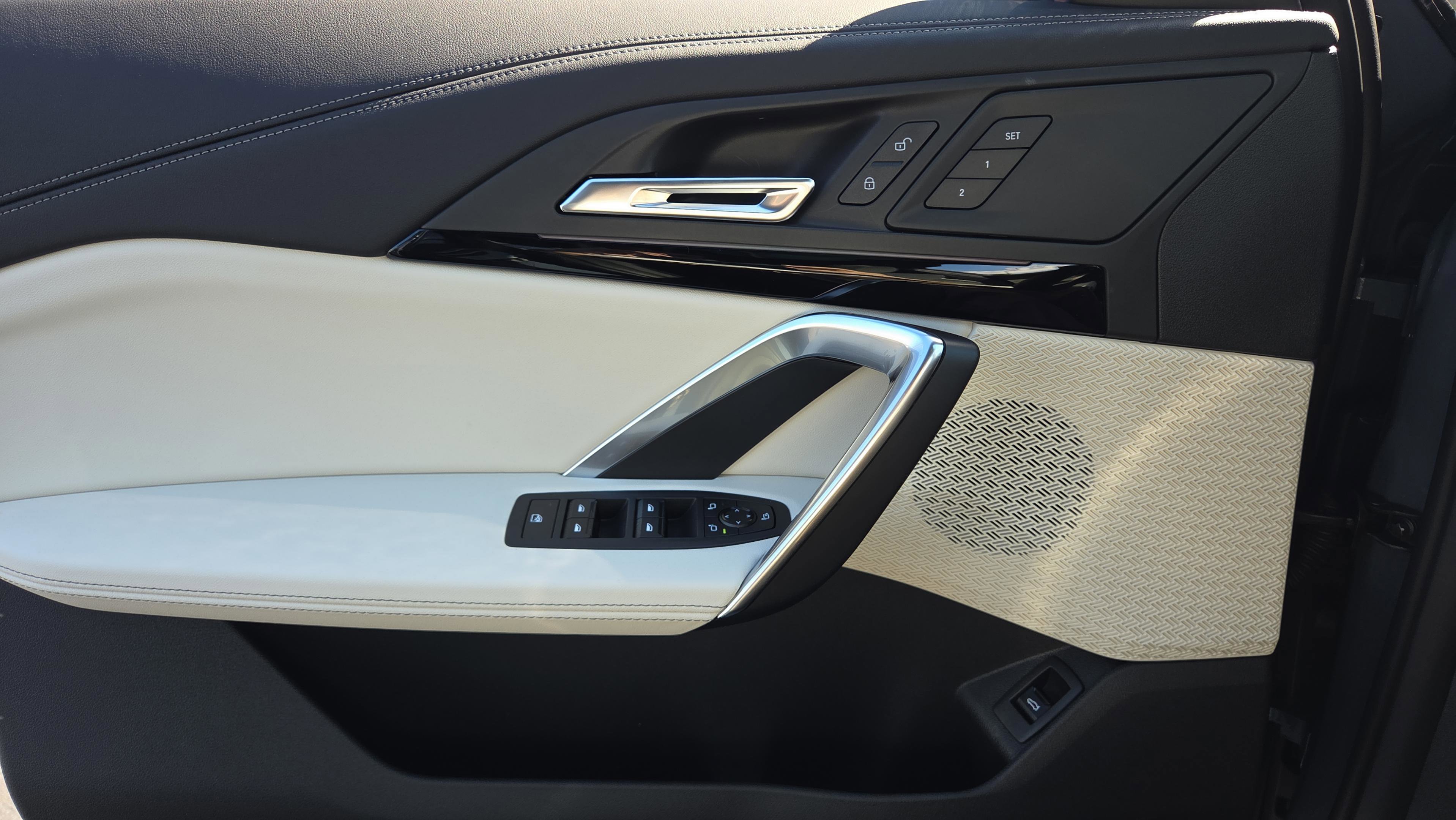 New 2026 BMW X1 xDrive28i w/ Technology Package AWD/4WD image 39