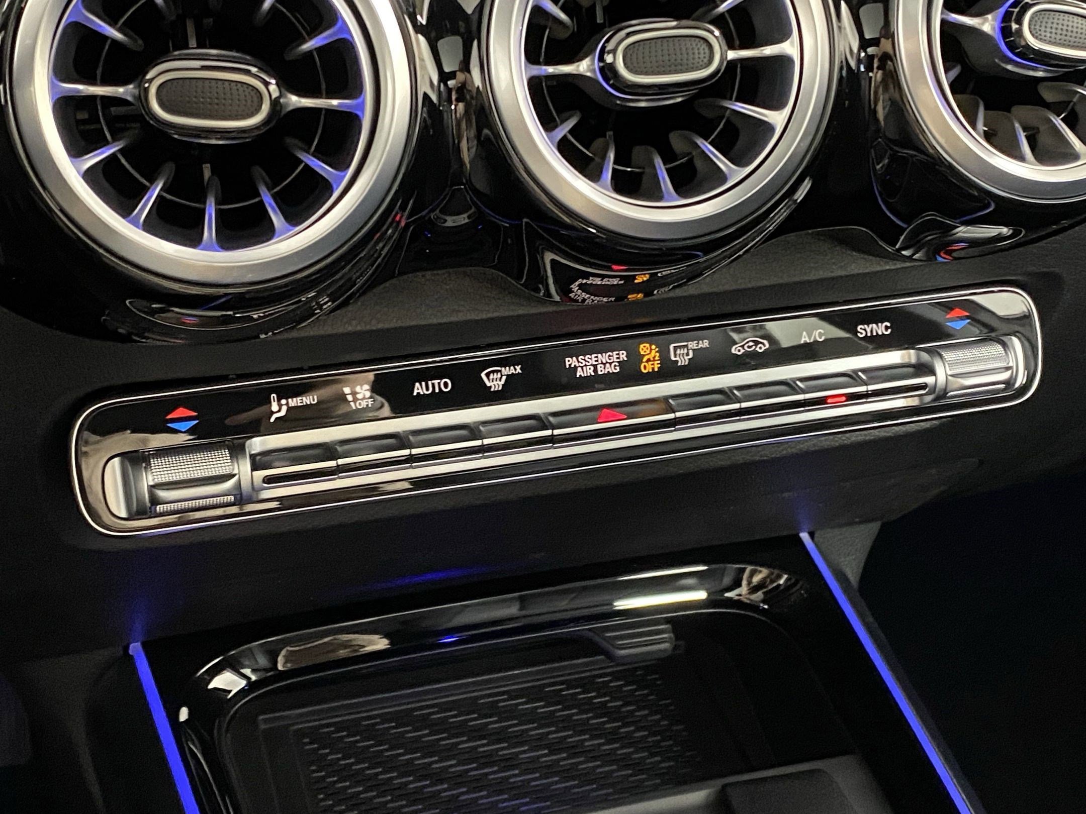 New 2025 Mercedes-Benz GLB 250 4MATIC image 27