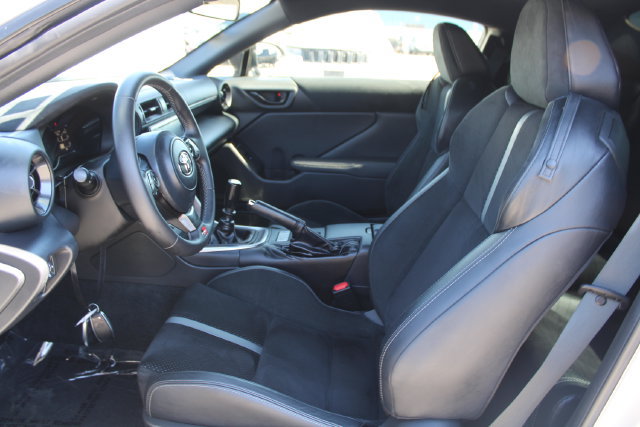 Used 2023 Toyota GR86 Premium RWD image 33