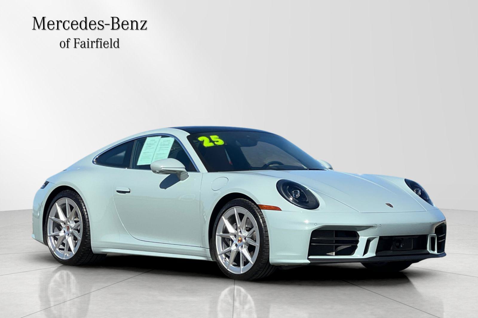 Used 2025 Porsche 911 Carrera RWD image 9