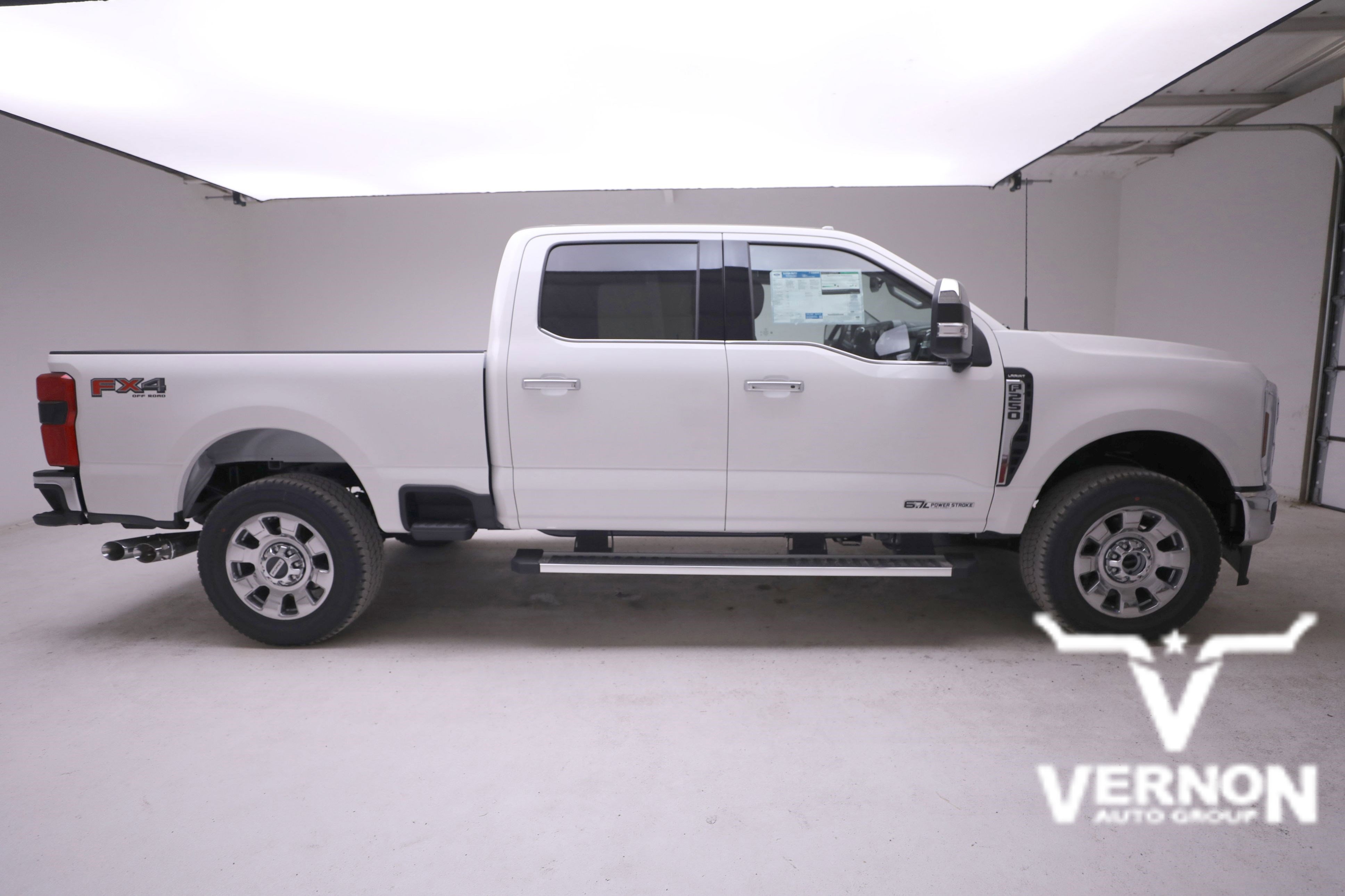 New 2026 Ford F250 Lariat w/ Chrome Package image 6