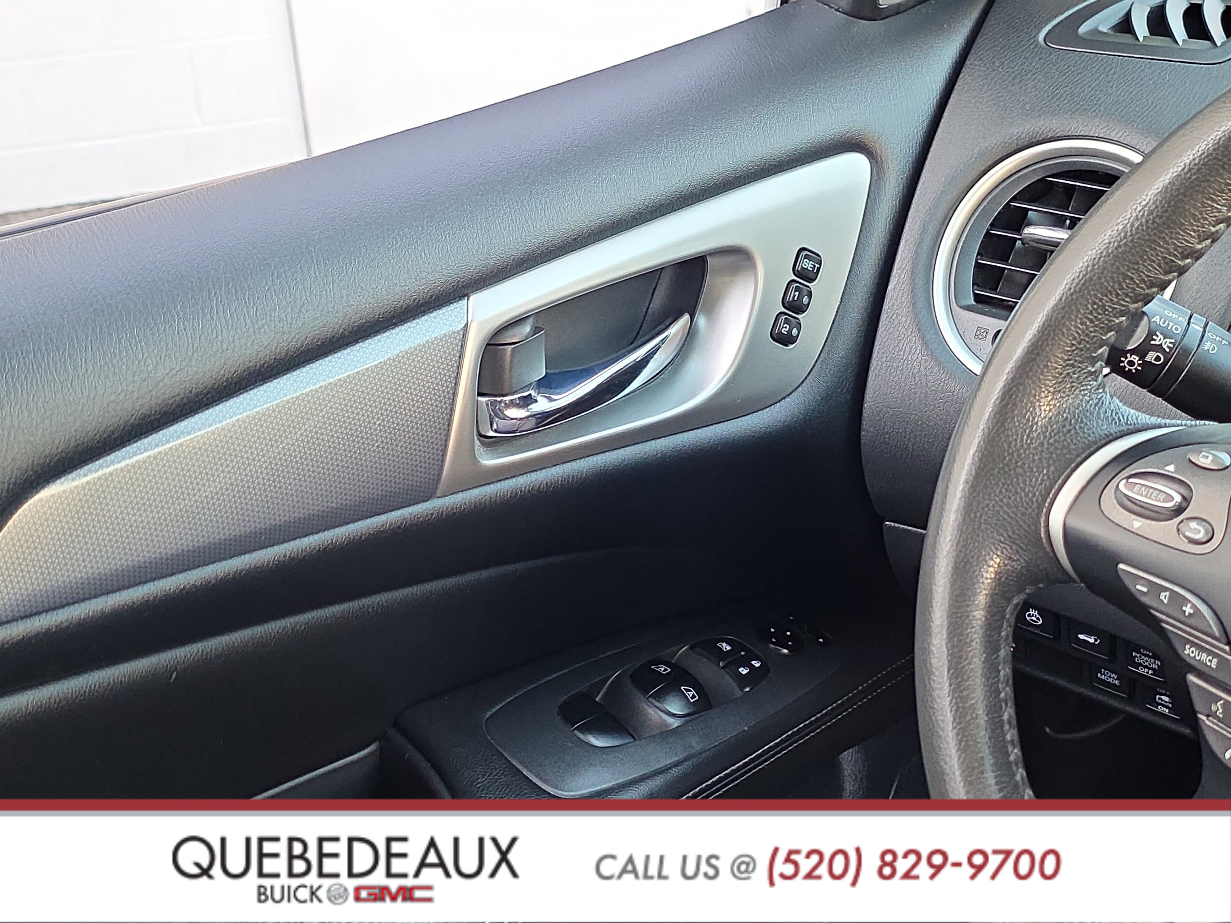 Used 2017 Nissan Pathfinder SL FWD image 25