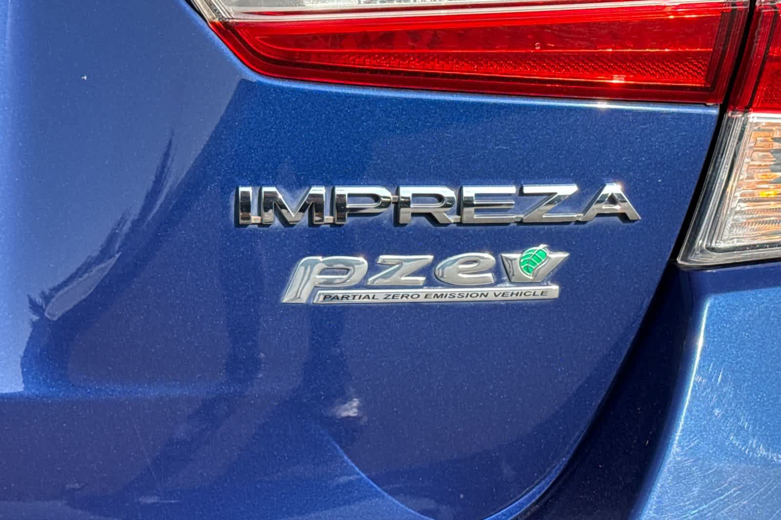 Used 2017 Subaru Impreza 2.0i Premium w/ Popular Package #1 AWD/4WD image 25
