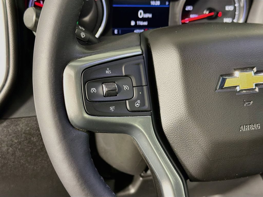 Used 2022 Chevrolet Silverado 1500 LT AWD/4WD image 10