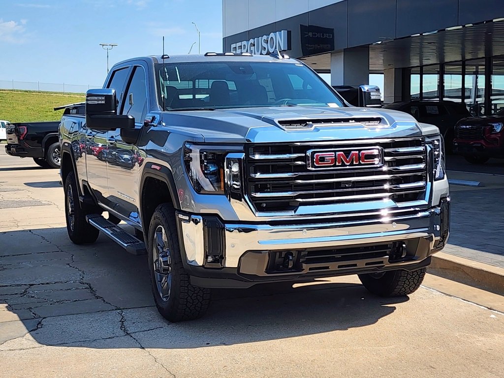 New 2025 GMC Sierra 2500 SLT w/ SLT Premium Package