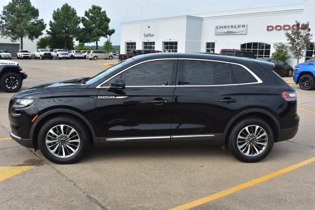 Used 2022 Lincoln Nautilus Reserve FWD image 8