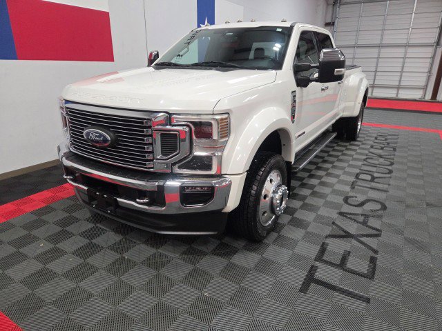 Used 2020 Ford F450 Lariat w/ Lariat Ultimate Package image 3