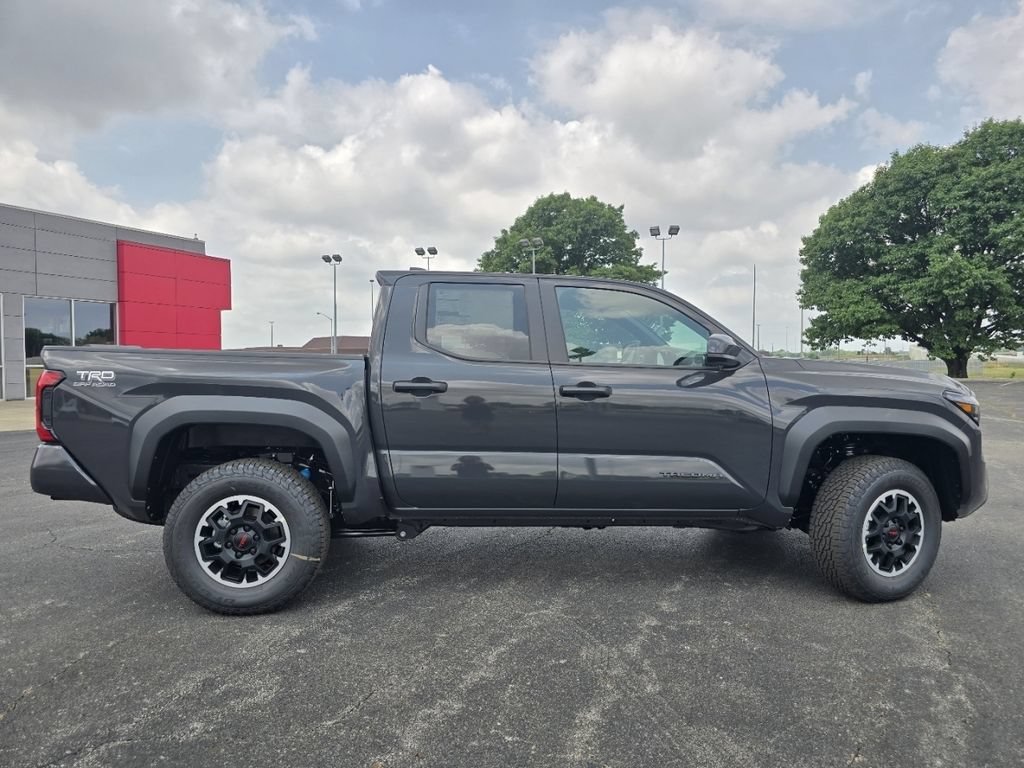 New 2026 Toyota Tacoma TRD Off-Road AWD/4WD image 16