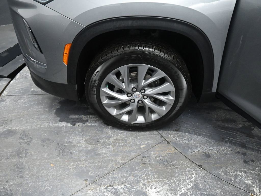 Used 2025 Buick Enclave Preferred w/ Power Package image 15