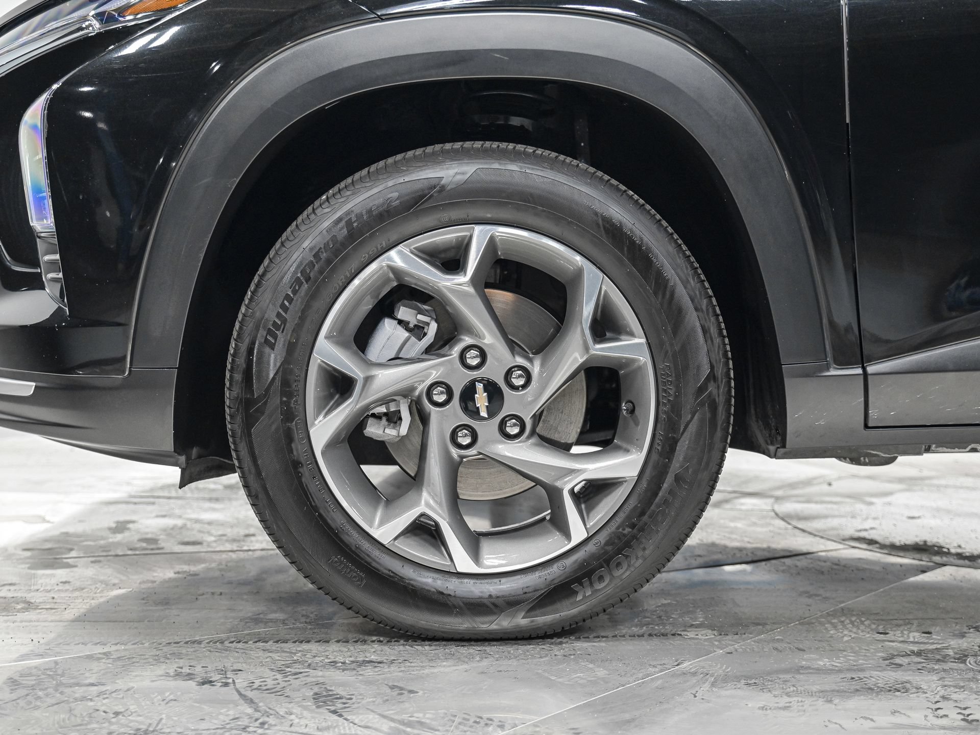 Used 2024 Chevrolet Trax LT FWD image 3