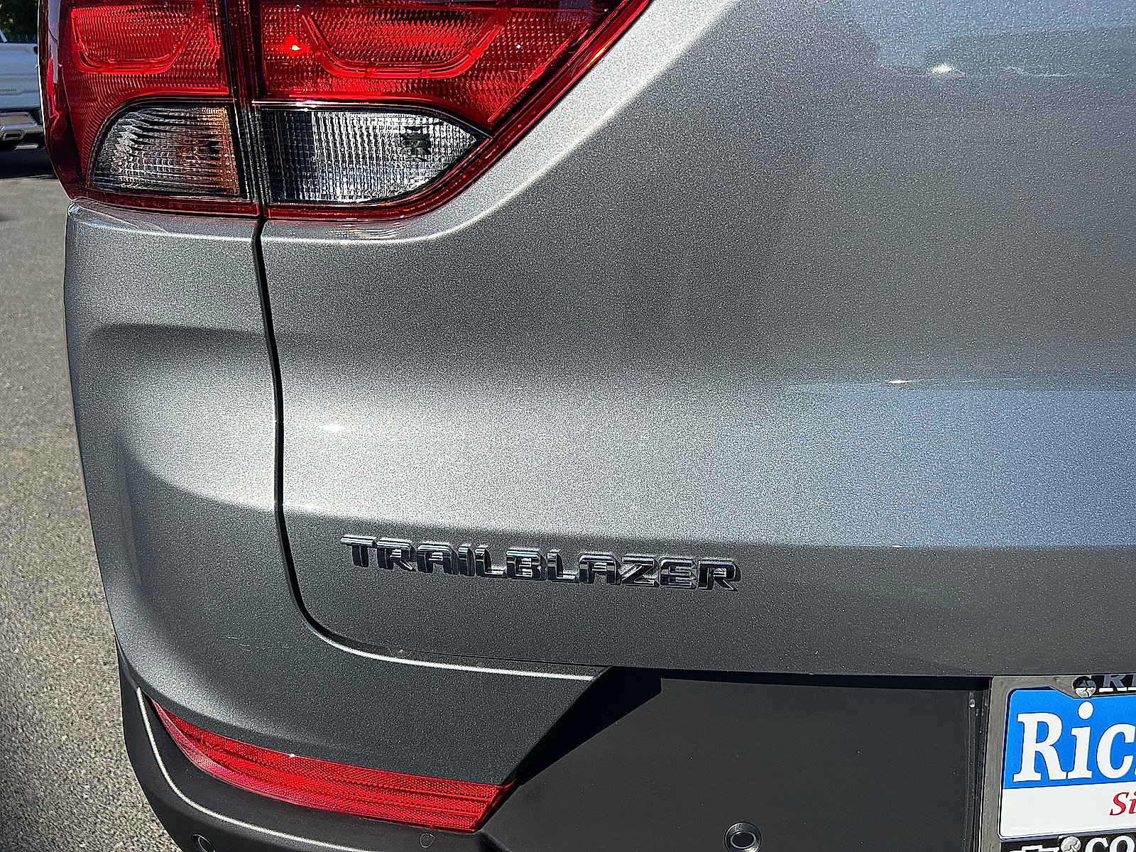 New 2026 Chevrolet TrailBlazer LS w/ LS Confidence Package FWD image 28