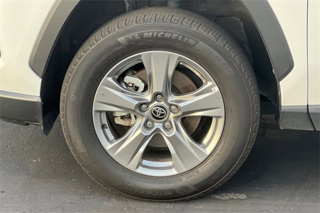 Used 2024 Toyota RAV4 XLE image 36