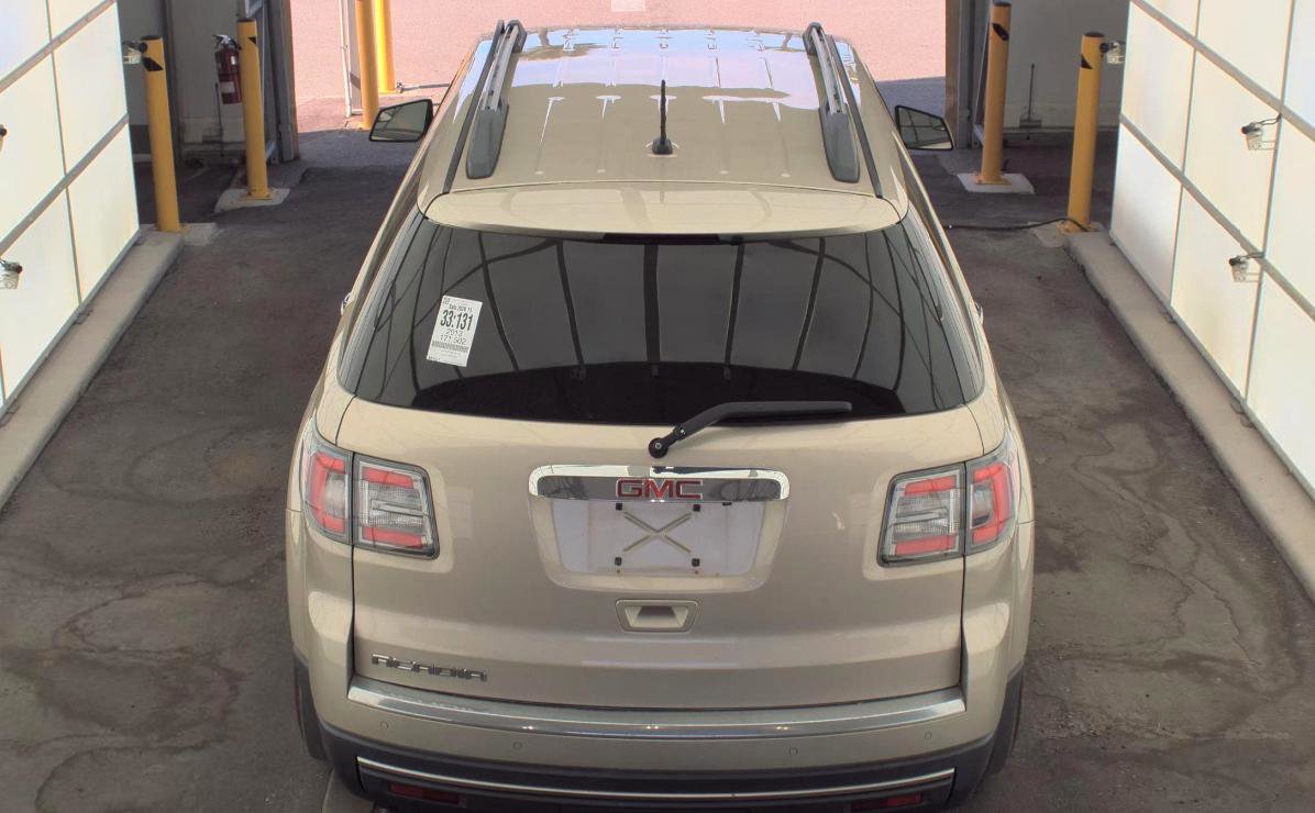 Used 2013 GMC Acadia SLE image 3